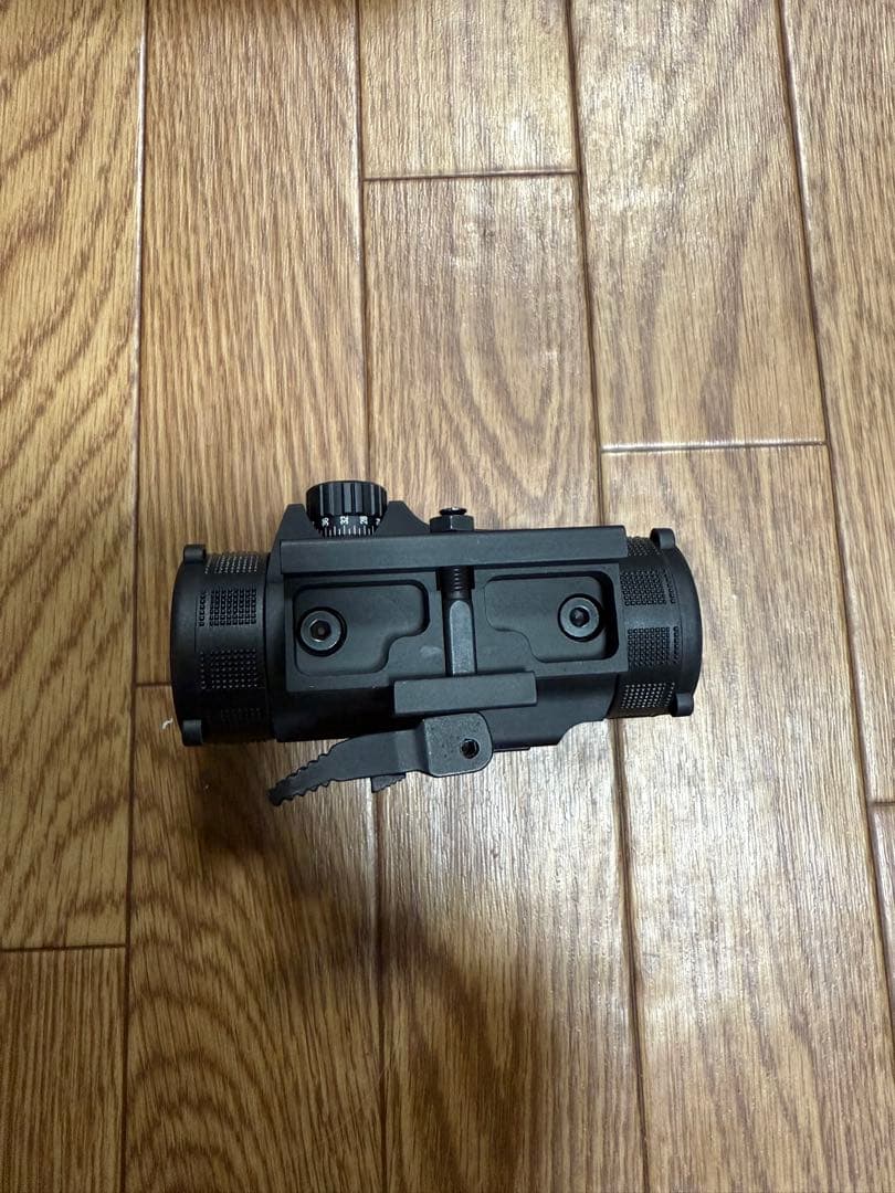 ゴン太　ベクターオプティクス Nautilus