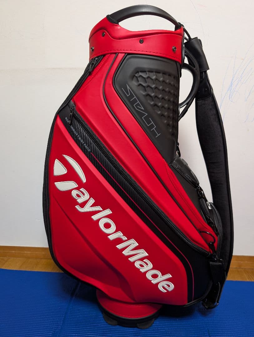 TaylorMade ステルスグローバルツアー キャディバッグ
