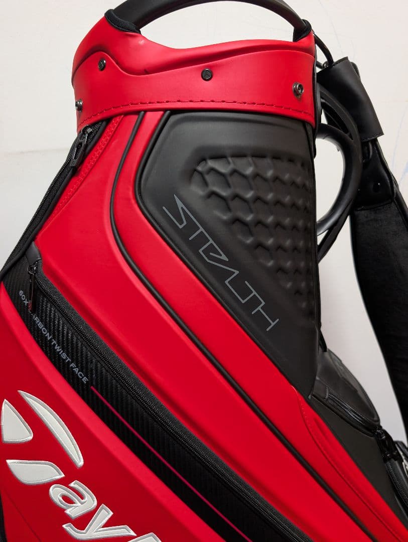 TaylorMade ステルスグローバルツアー キャディバッグ