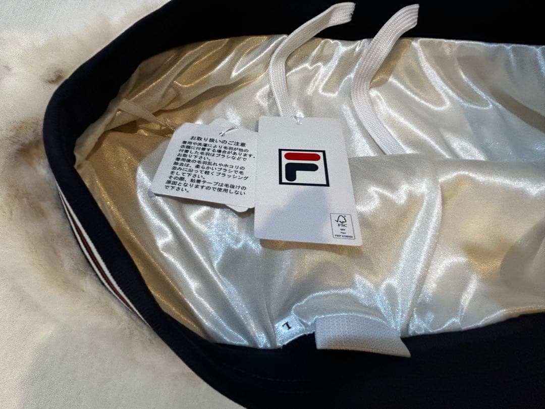 ★フィラ　ボア　テニススコート　サイズＬ　ホワイト　新品未使用　タグ付き