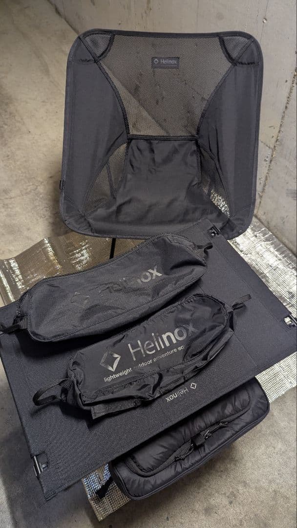 ヘリノックス ブラックアウトエディション希少セット。オールブラック仕様。