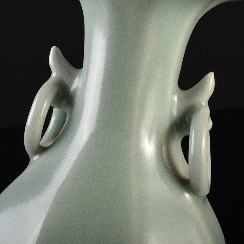 中国　龍泉窯　粉青釉　桔梗口双耳瓶　花入　C　6908