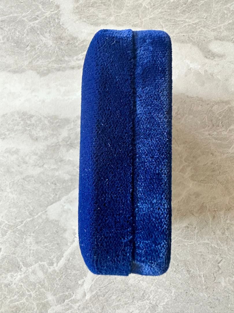 【田中貴金属製】輝け！ U.T. 宇宙人 ペンダントトップダイヤモンド0.1ct