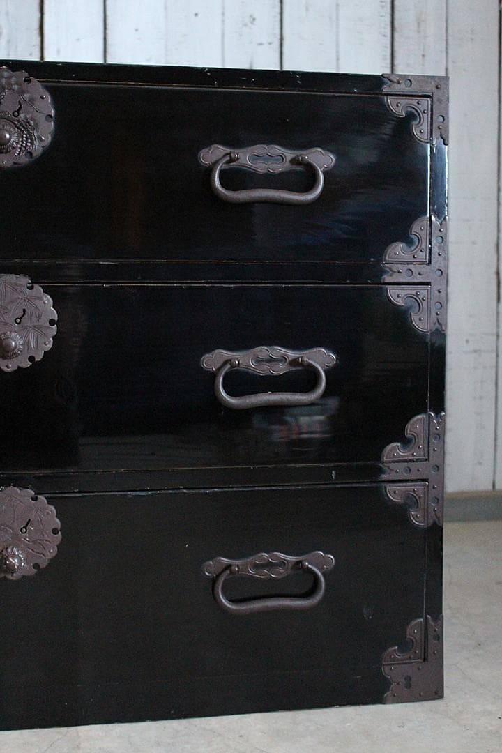 綺麗な丸金具庄内箪笥　3段　中桐　タンス　収納　古家具　古民家　時代家具