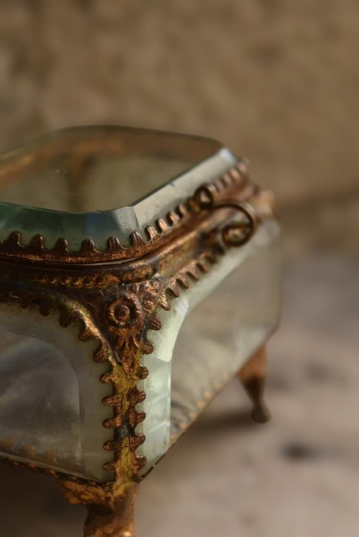 美品　ガラス宝石箱　ジュエリーボックス　　フランスアンティーク　べべルガラス