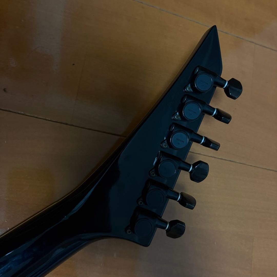 ス*ド様 FERNANDES TEJ-70 金文字ピックアップ　16.5F結合