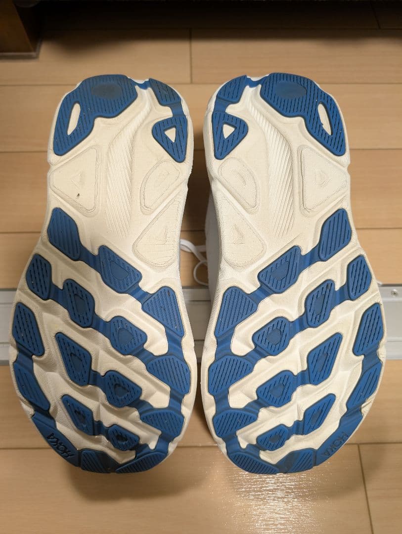 HOKA クリフトン9 wide 27cm