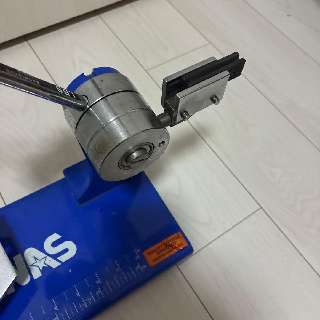 ストリングマシン　ガット張り機　分銅式　バドミントン　イグナス