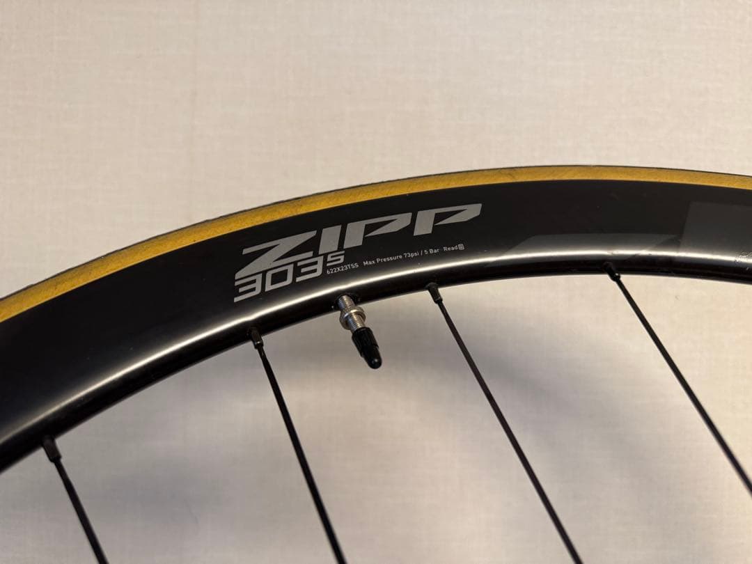 ZIPP 303S disc チューブレス