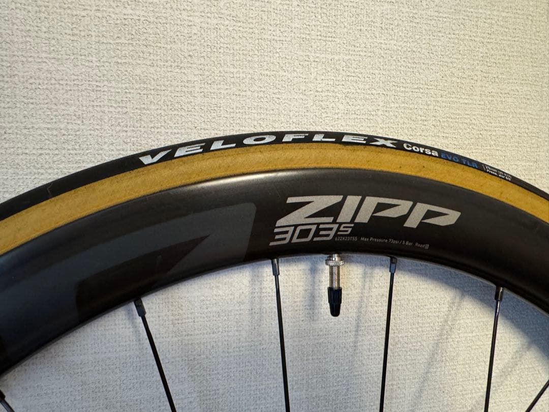 ZIPP 303S disc チューブレス