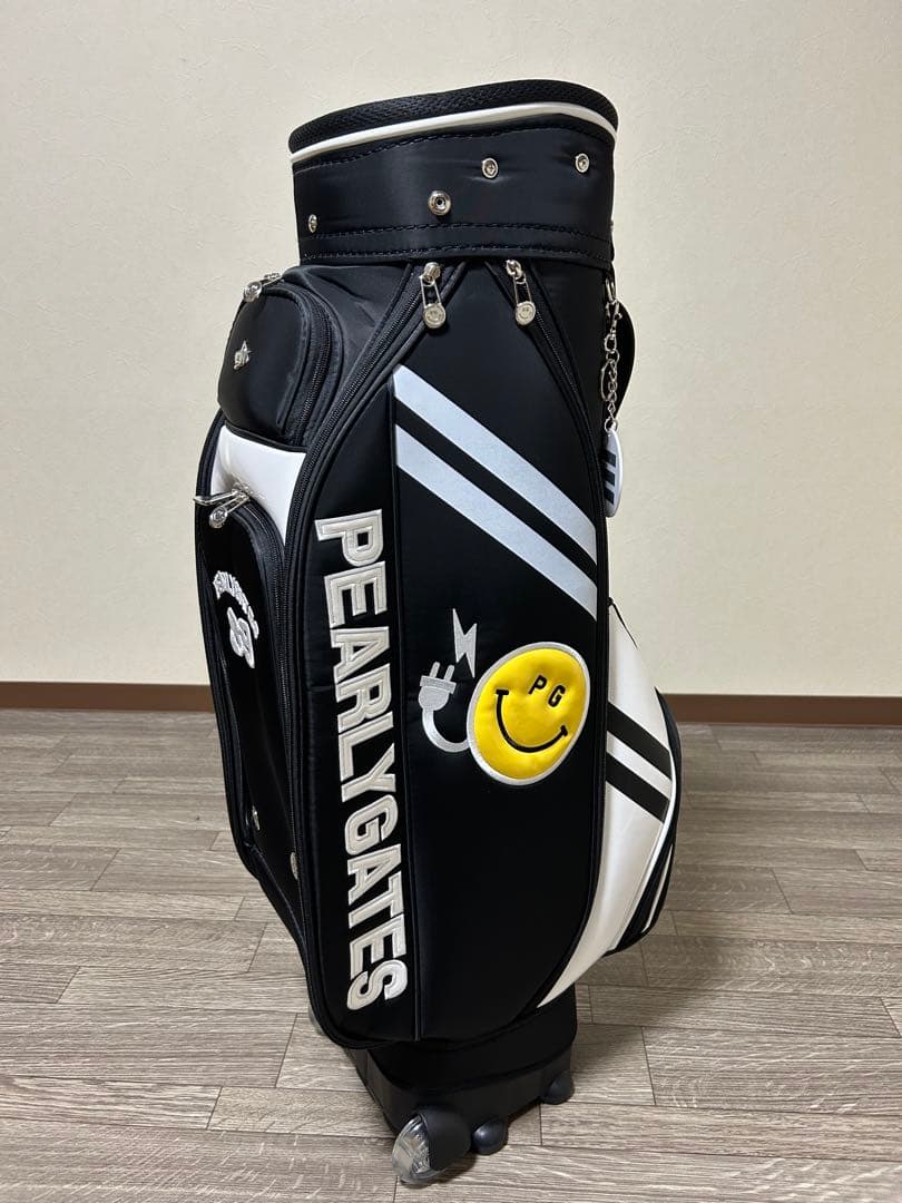 PEARLY GATES スマイリーフェイス キャディバッグ　キャスター付