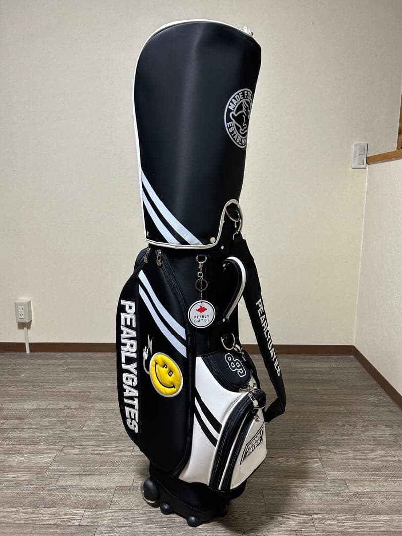 PEARLY GATES スマイリーフェイス キャディバッグ　キャスター付