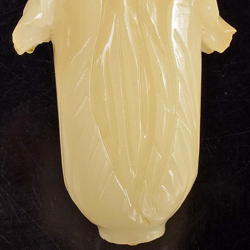 中国　玉石白玉彫刻　白菜　置物　唐木台付　C　R7586