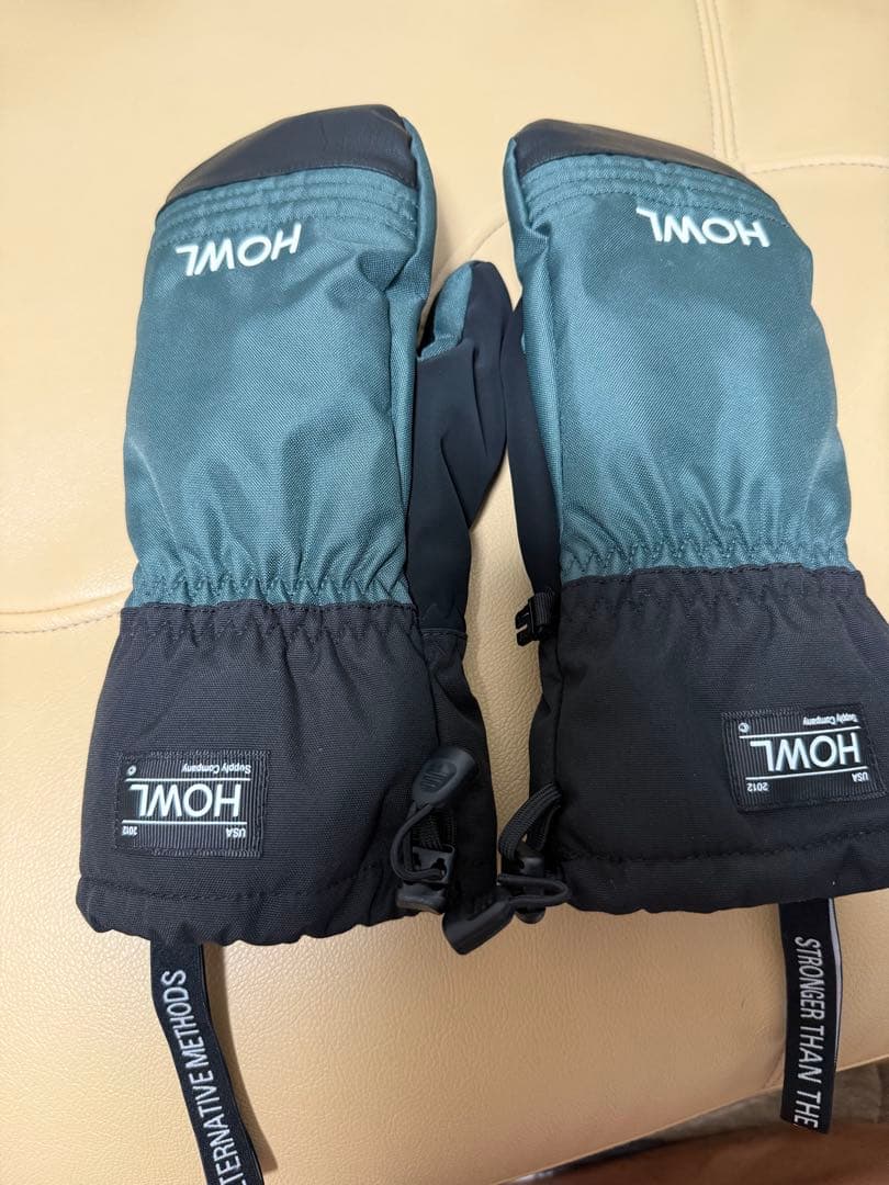 HOWL スキーグローブ グレー/ブラック