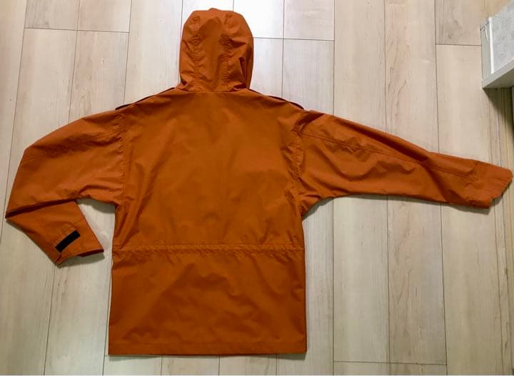 【美品】HIDE AND SEEK Sports ウインドブレーカー