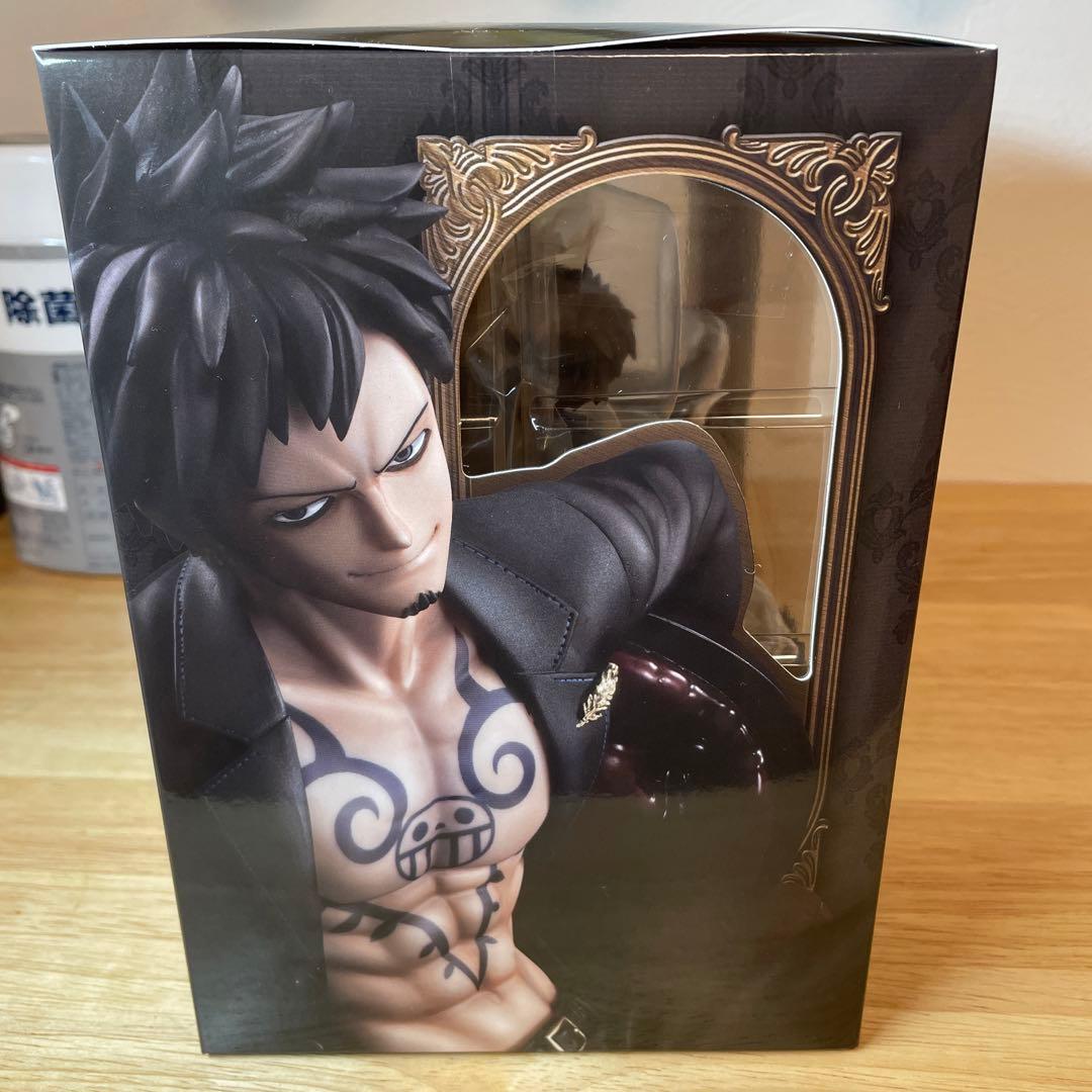 美品　新品未開封　socトラファルガー・ロー pop