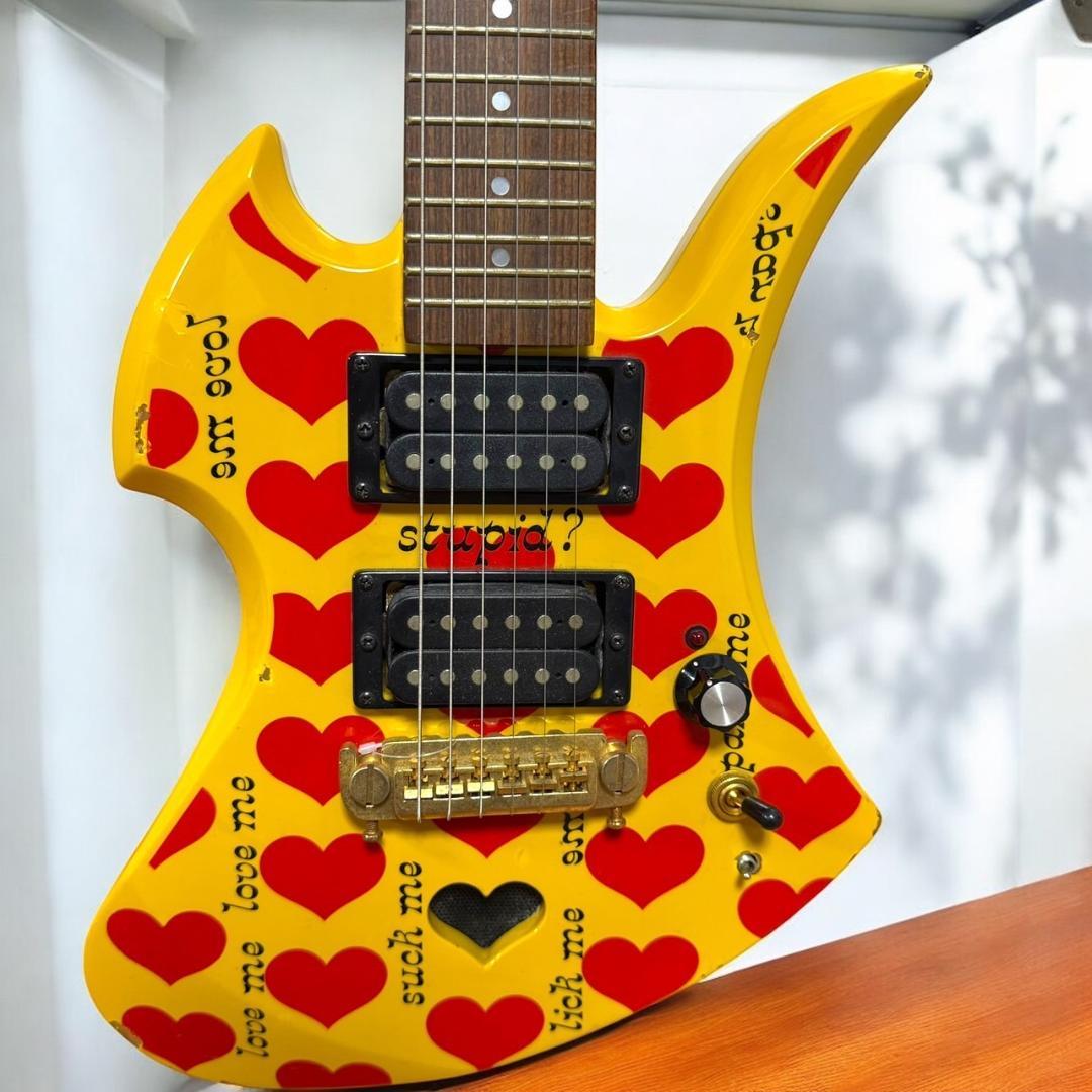 希少品 BURNY イエローハート YH-JR hideモデル ミニエレキギター