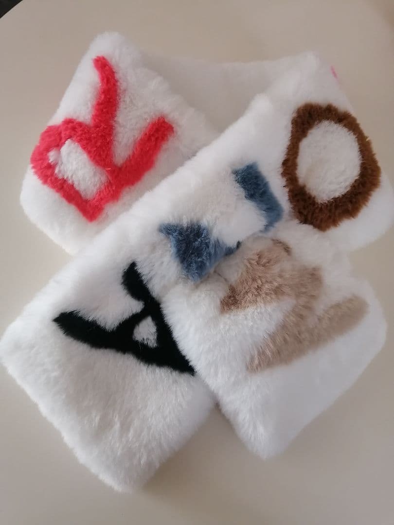 MARK＆LONAマーク＆ロナロゴ入りファーマフラー