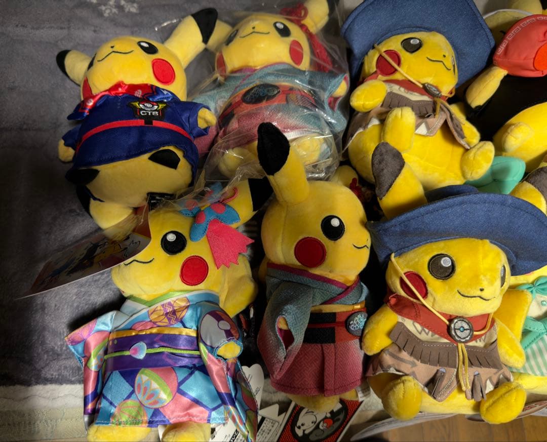 ピカチュウ ぬいぐるみ12セット