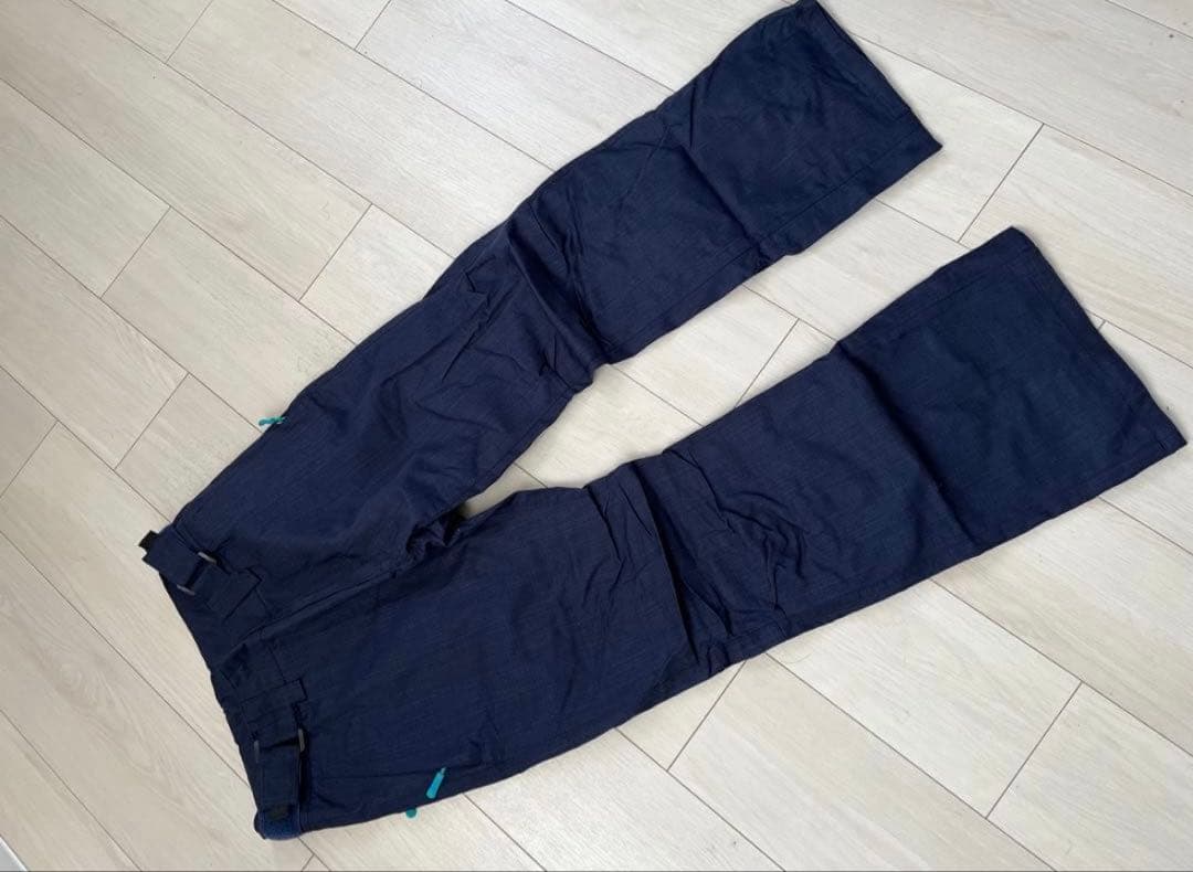 スノーボードウェア　スキーウェア