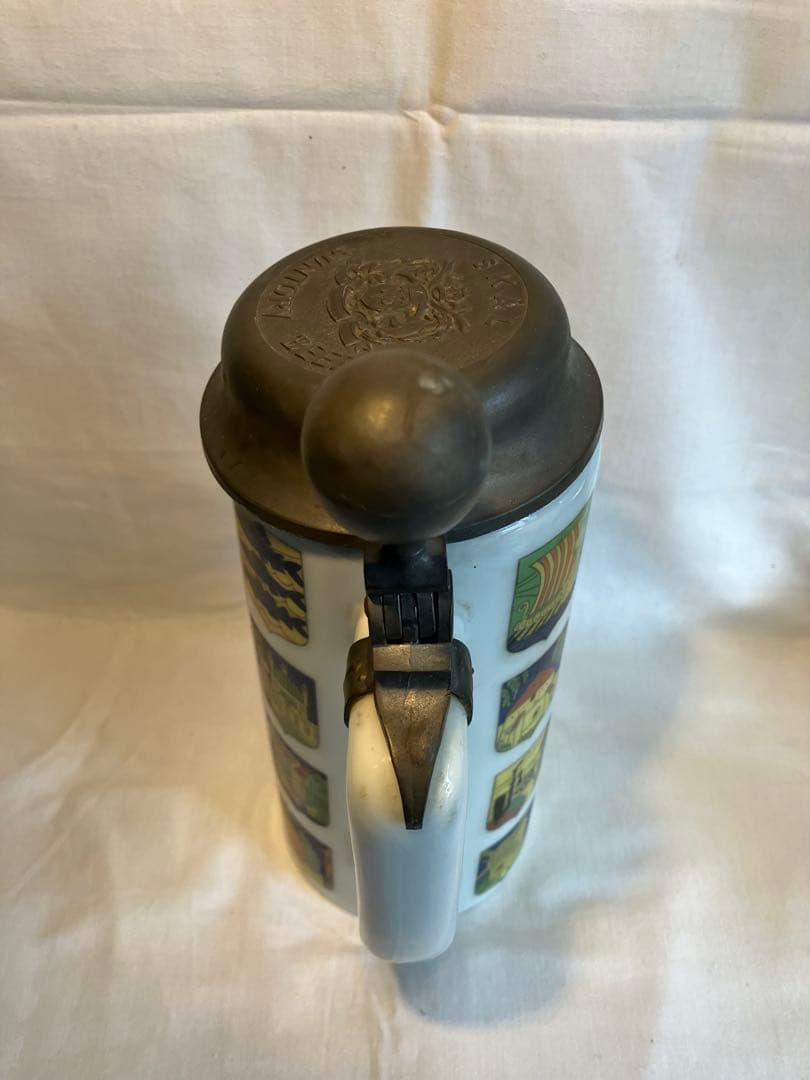 サントリービール武蔵野工場竣工記念ビールジョッキ　1963年　柳原良平イラスト