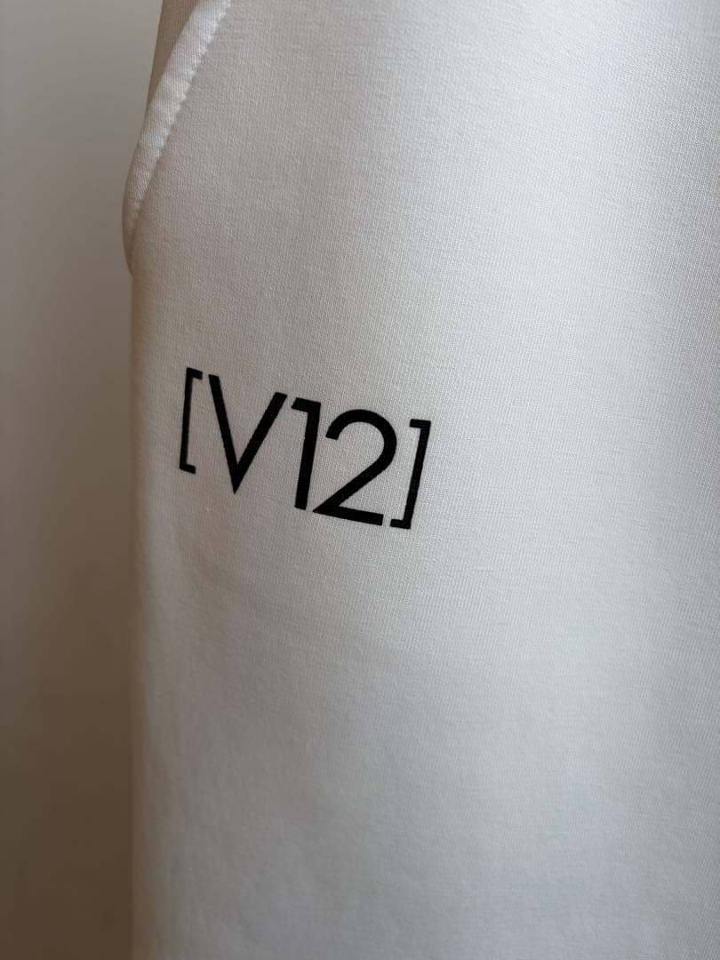 アッシュちゃん‼️V12 ヴィ•トゥエルブ ホワイト ストレッチ パンツ L