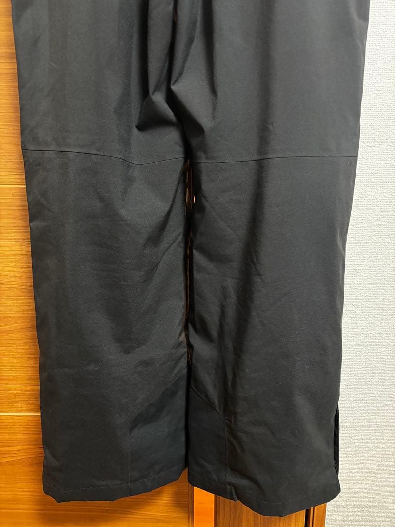 送料無料【OAKLEY】ブラック無地ビブパンツ L スノボやスキーに