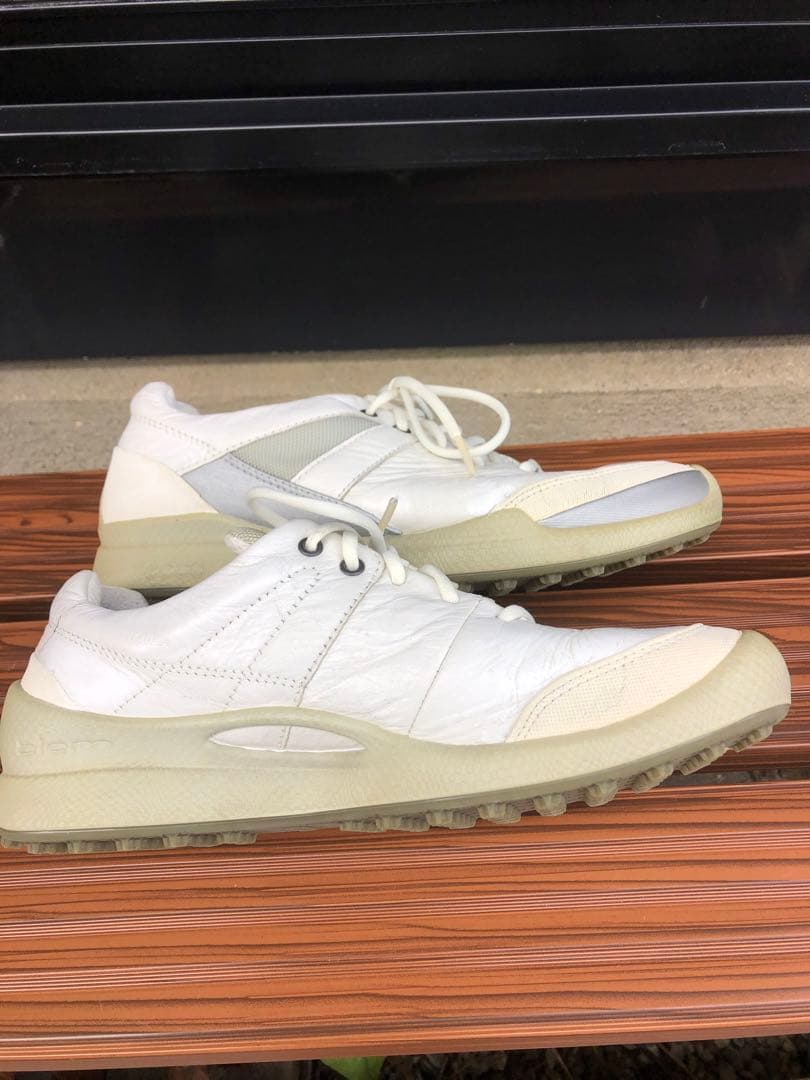 美品 ECCO ゴルフシューズ 37 23.5cm スパイクレス