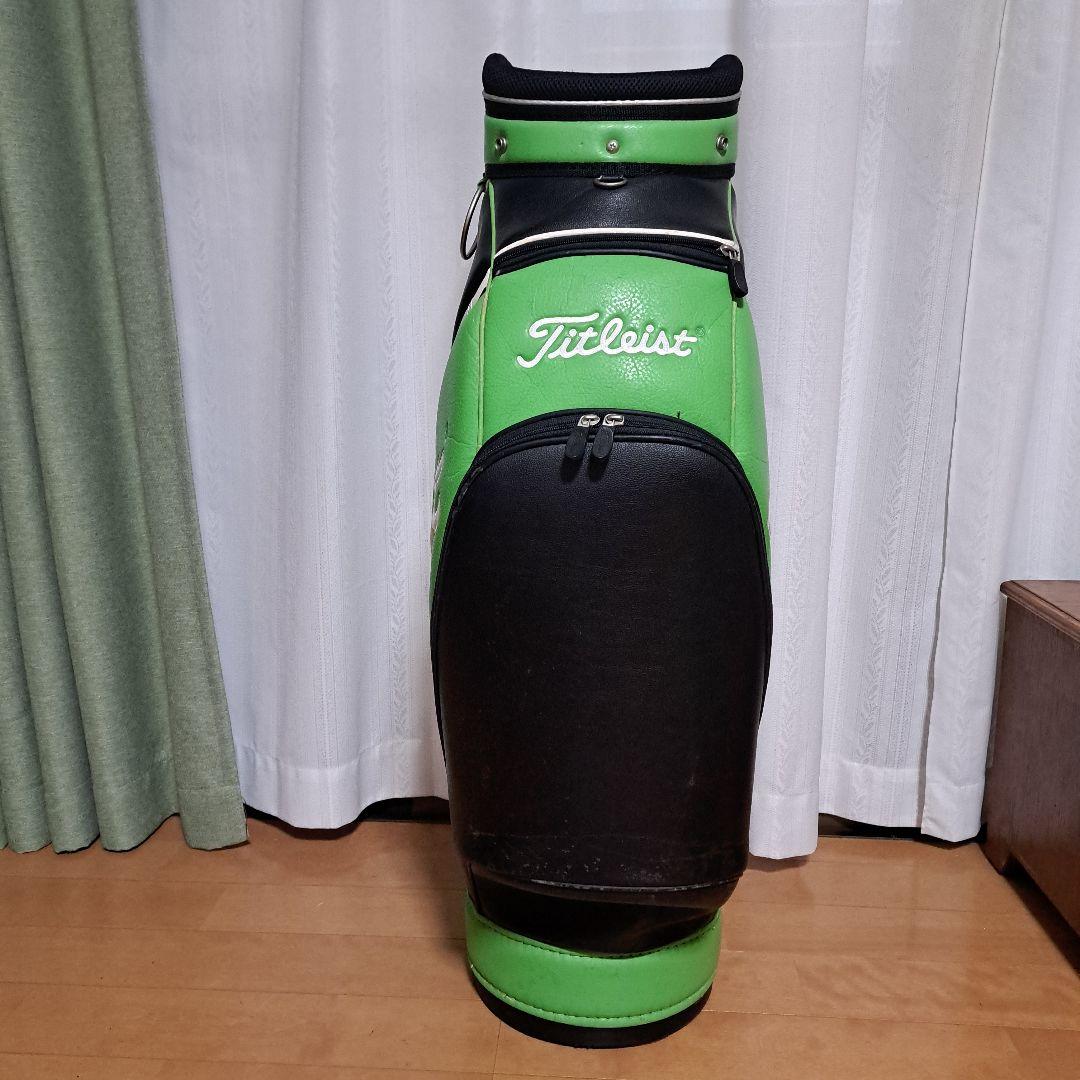 Titleist キャディバッグ グリーン/ブラック。フード付き。9.5インチ