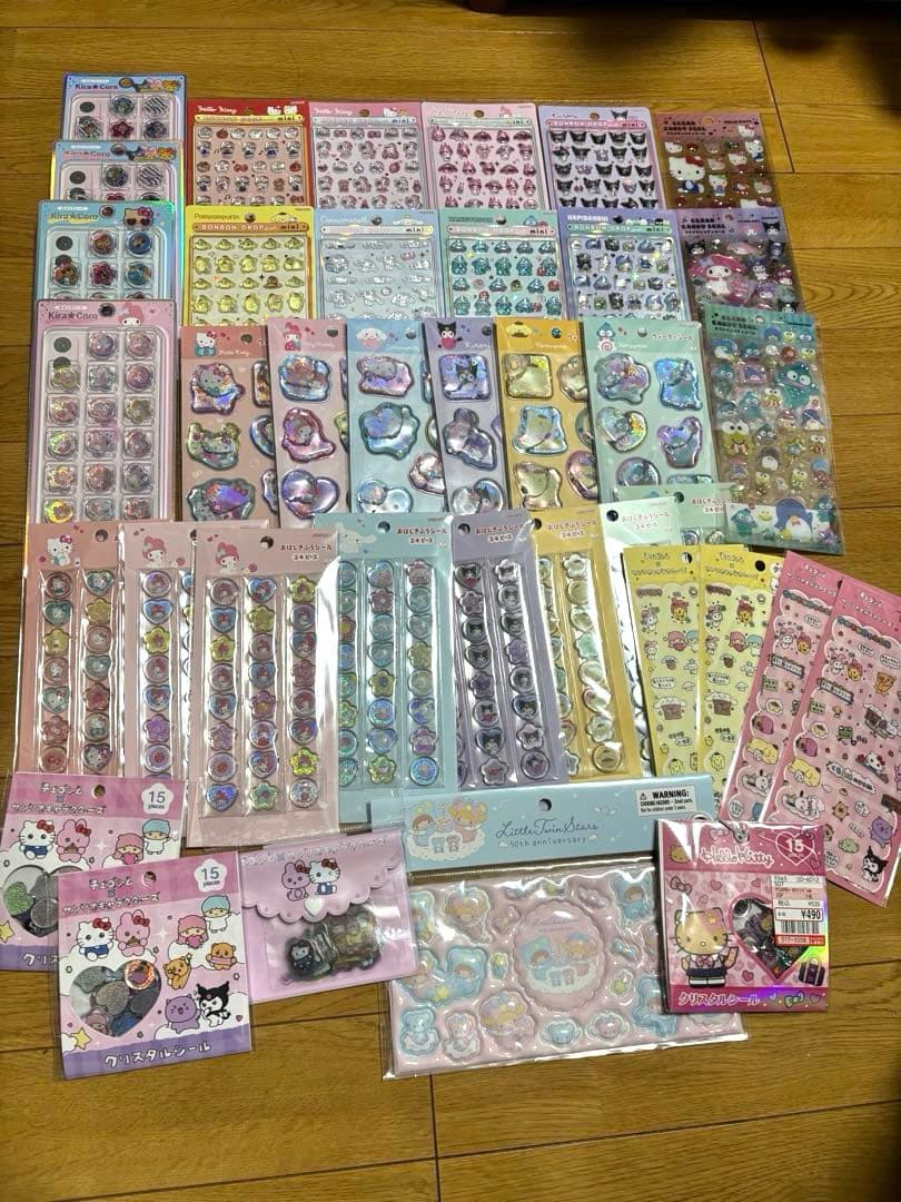 【ボンドロ含む49点まとめ売り】サンリオシール類まとめ売り※1.2枚目が全体写真