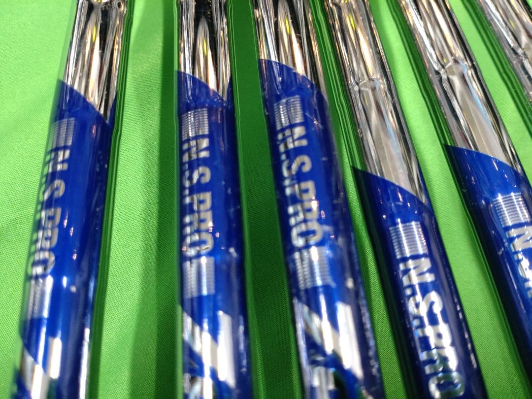 テーラーメイドグローレFORGEDアイアン　NSPRO ZEROS 8 S