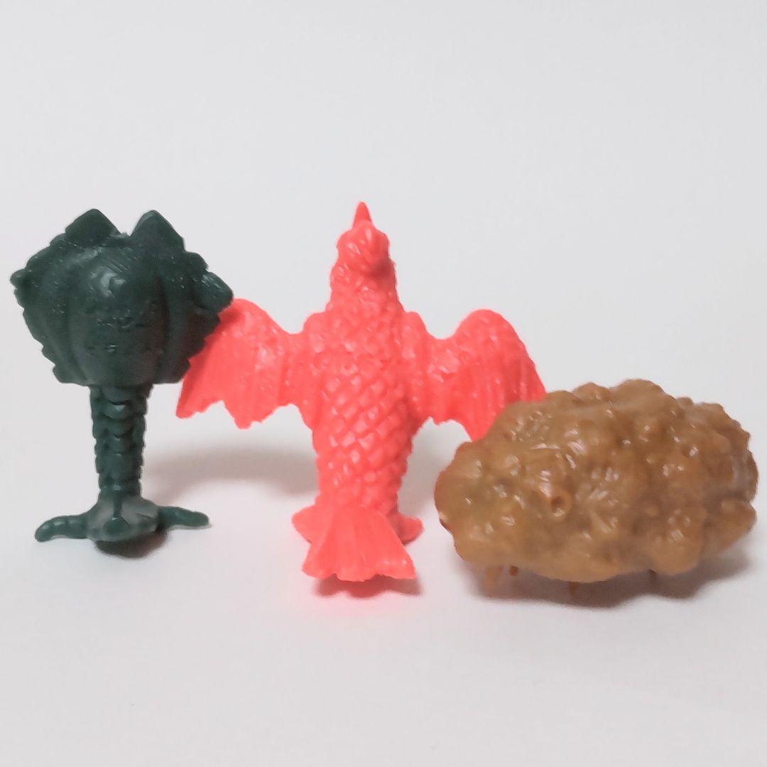 ネクサスさん用★コレ327-8　ウルトラマン怪獣消しゴム　バラバ　メタリック　他