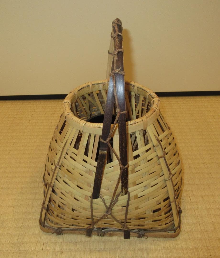 送料込【逢絢亭・新品】茶道具 花入 花籠 本宗全籠 竹手 木地 紙箱入り