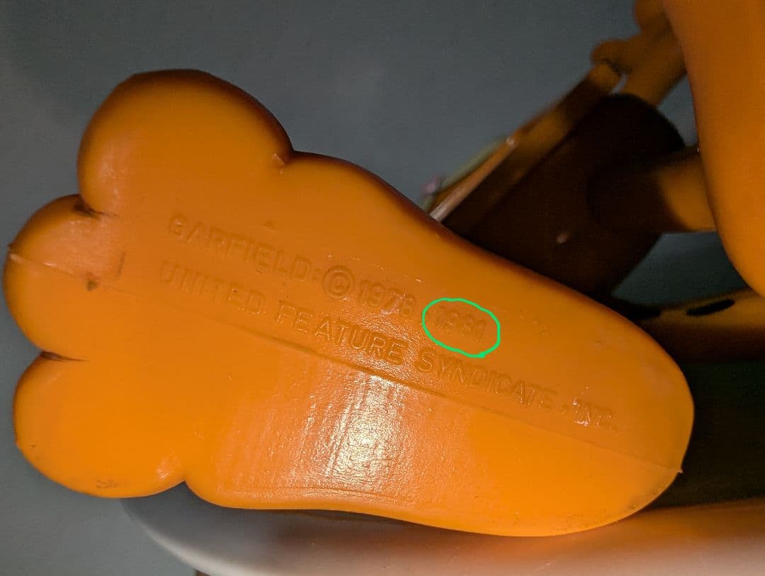 超レア【ガーフィー“ミニミニ写真立て”フィギュア 】1981 希少中古美品