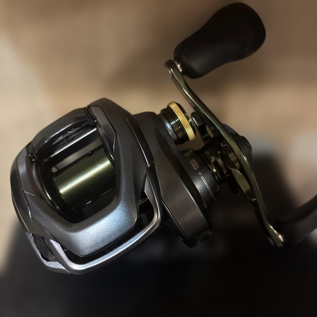 新品未使用‼️シマノ　22 クラド　DC 201XG リール