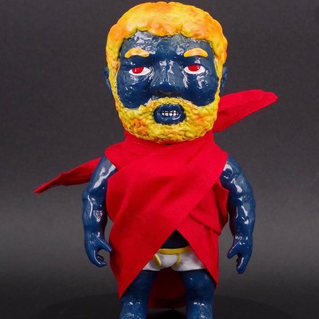 Snail toys ヘラクレス(闘神) 墓場の画廊コラボ