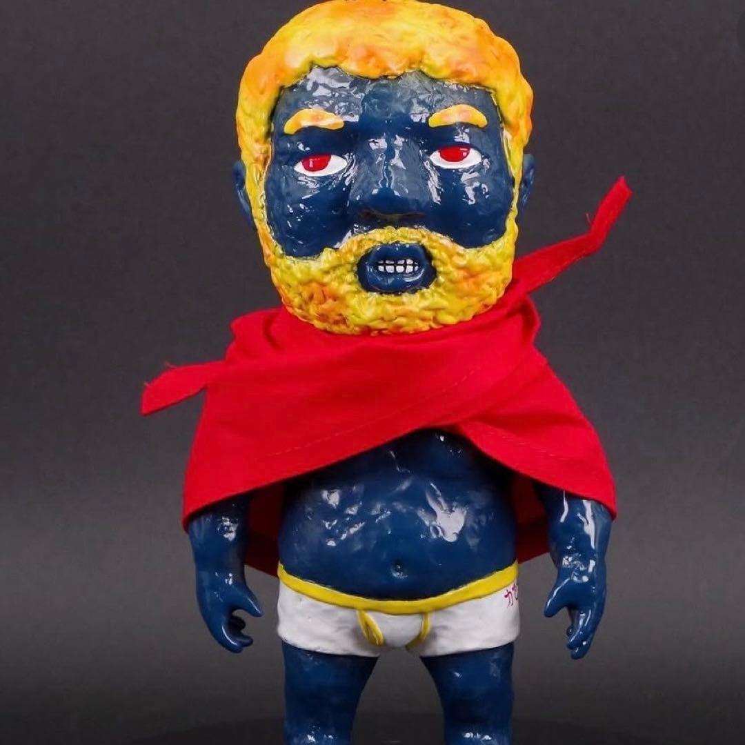 Snail toys ヘラクレス(闘神) 墓場の画廊コラボ