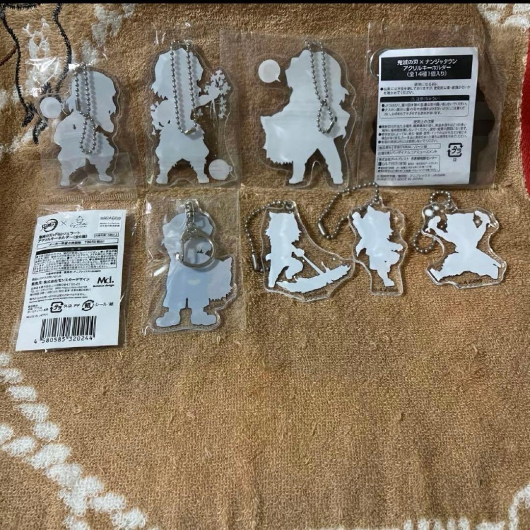 鬼滅の刃　アクリルキーホルダー9種　嘴平伊之助