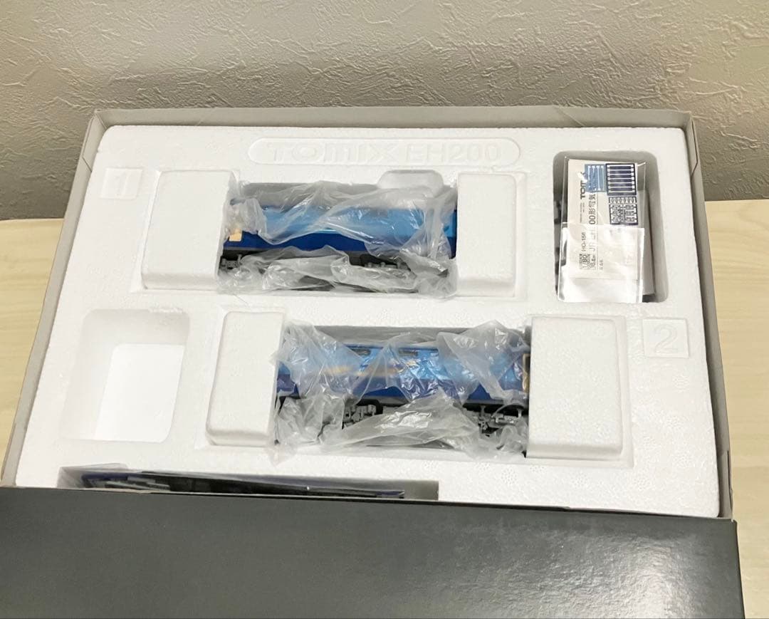 HOゲージ TOMIX EH200