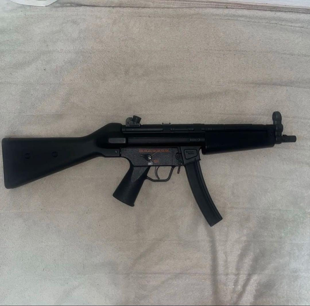 東京マルイ MP5 A4 ハイグレード電動ガン