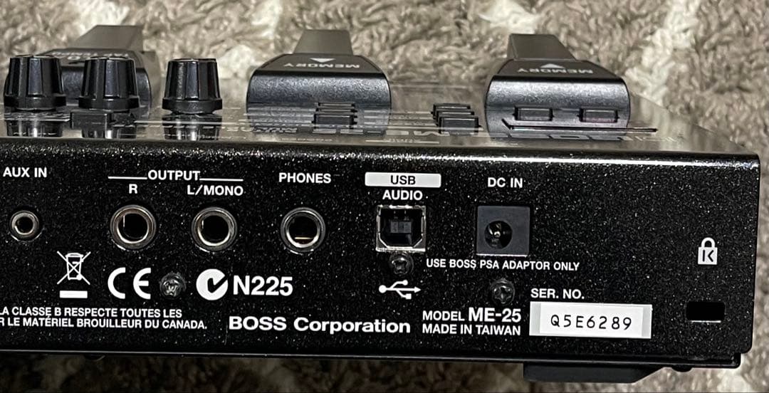 BOSS ME25ギターマルチエフェクター