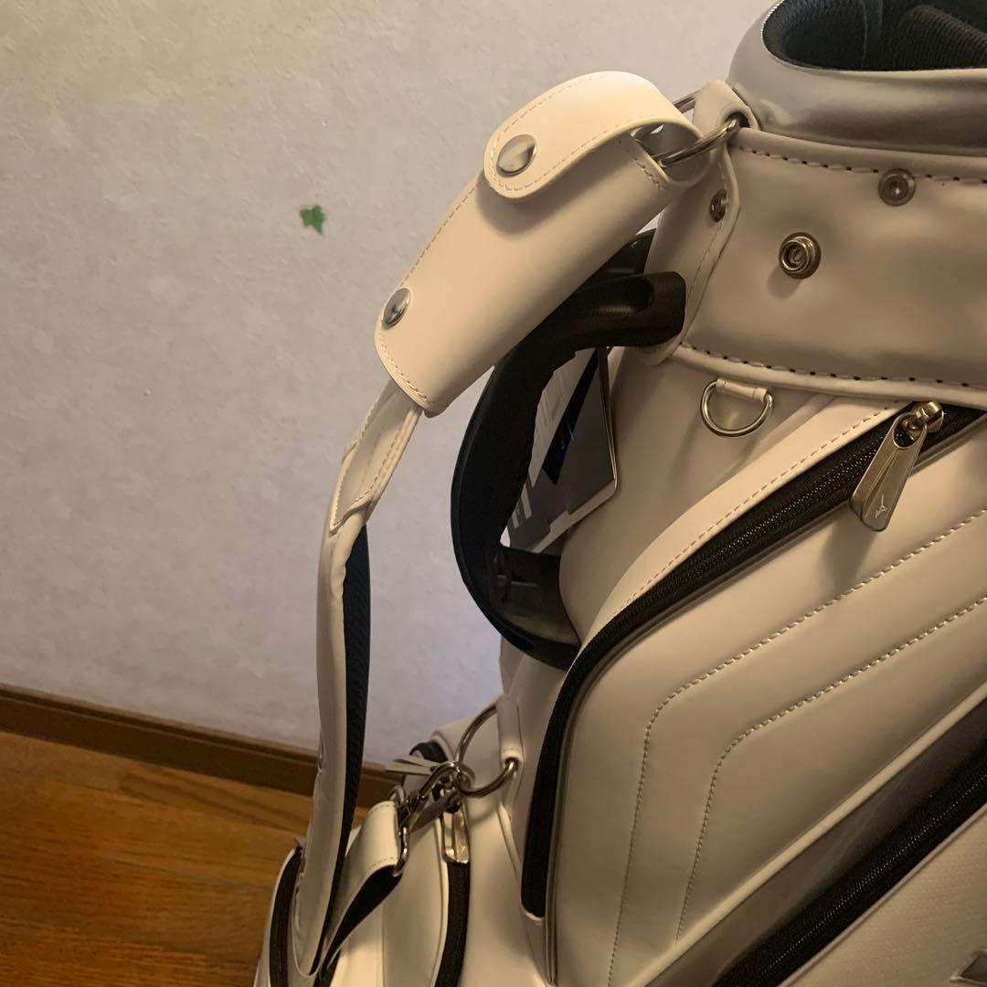 LEXUS ゴルフバッグ　キャディバッグ ホワイト　シルバー　1個