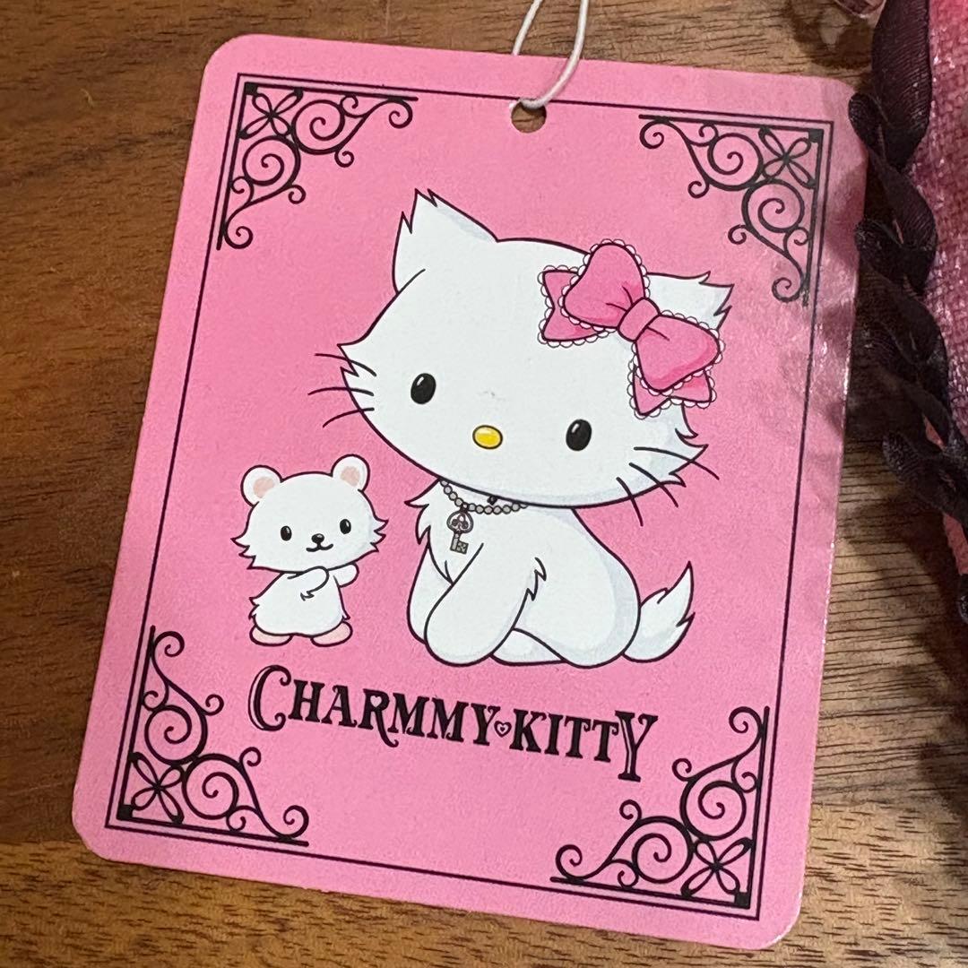 新品 2004年 チャーミーキティ　bagチャーム　小物入