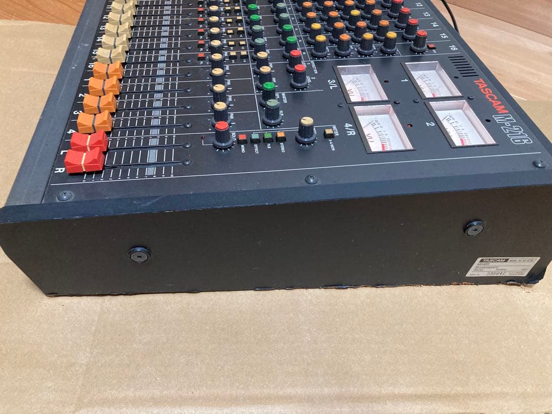 配信機器・PA機器・レコーディング機器 TASCAM M-216