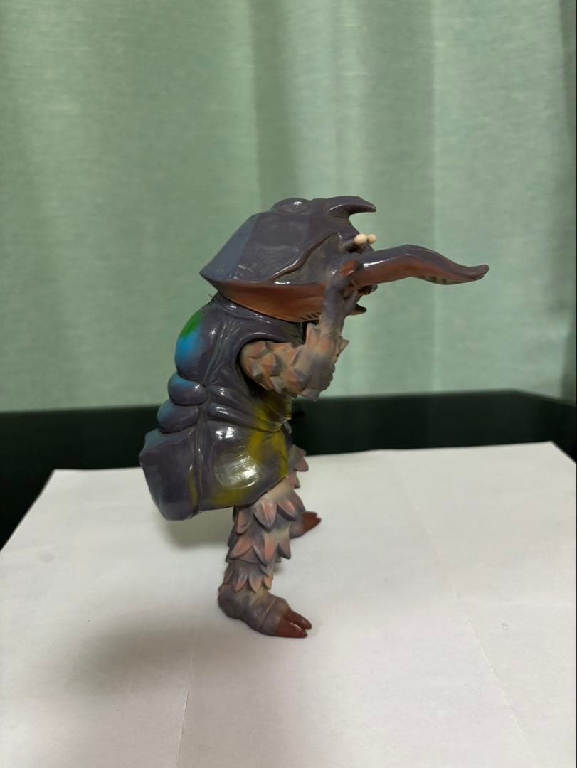 ウルトラマンシリーズ　磁力怪獣アントラー　ソフビ人形