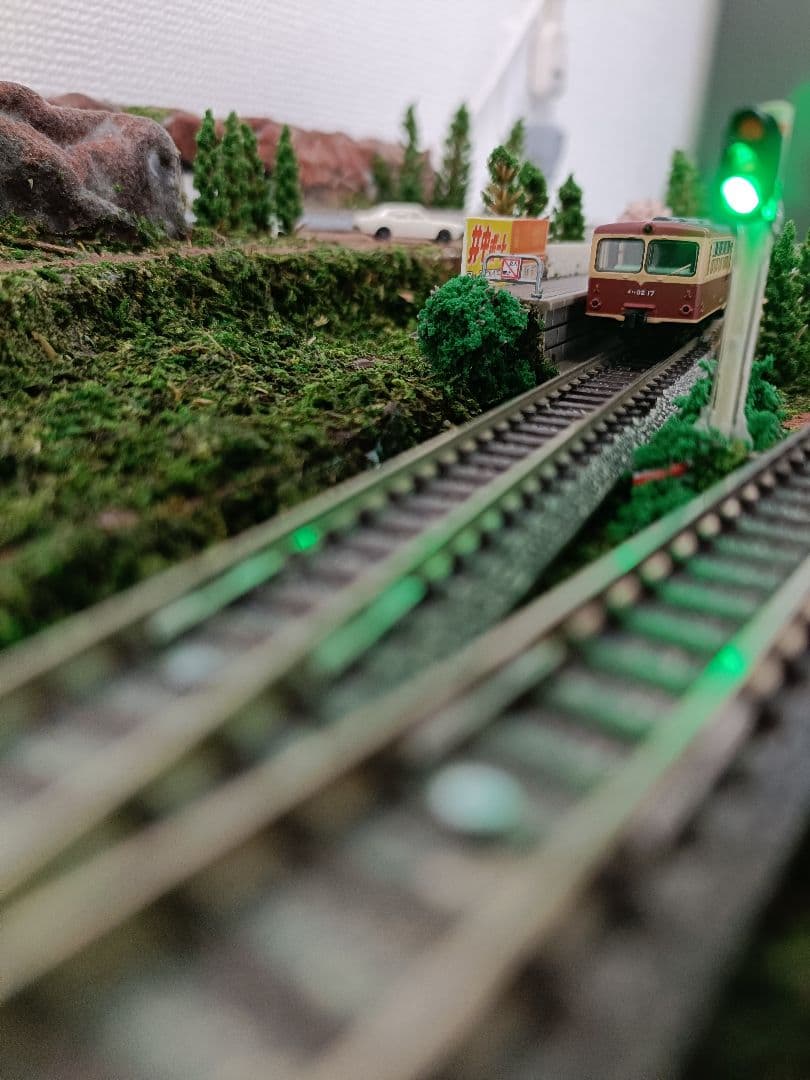 Nゲージ ジオラマ レイアウト 信号機付 卓上サイズ ストラクチャ付き