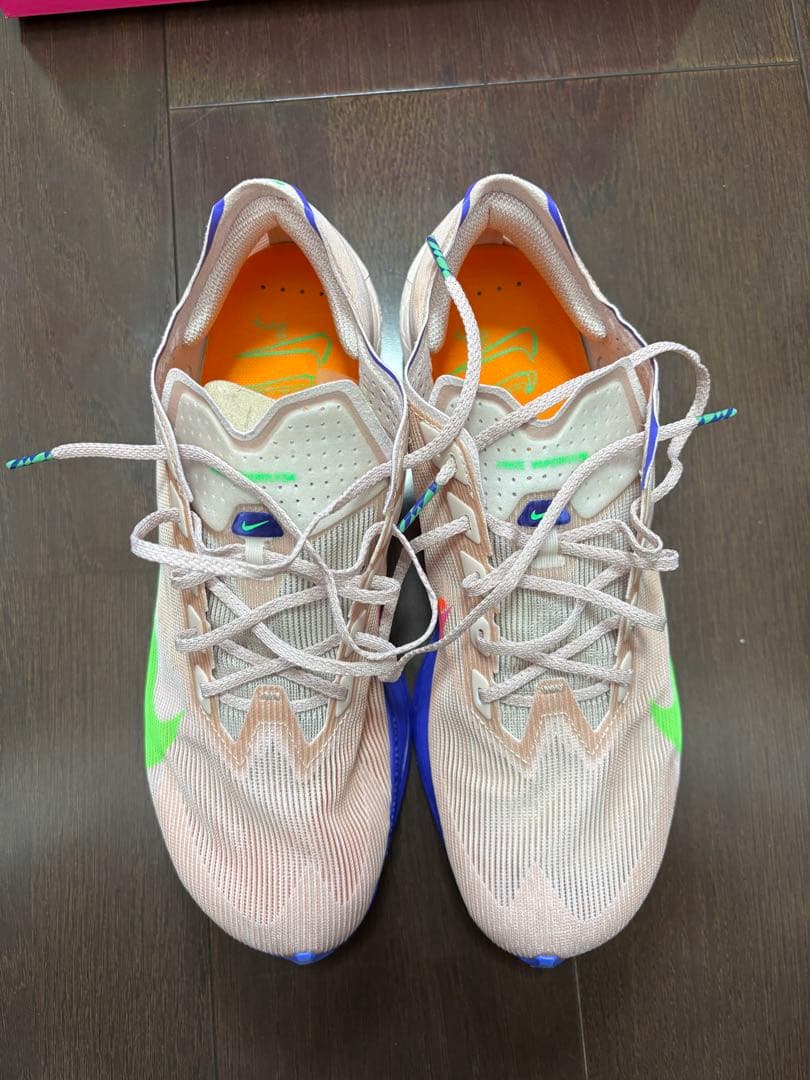 NIKE ヴェイパーフライ4 27.0