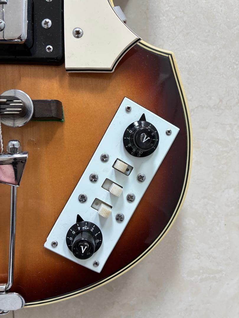 Greco Violin Bass グレコ バイオリンベース (ケース付)