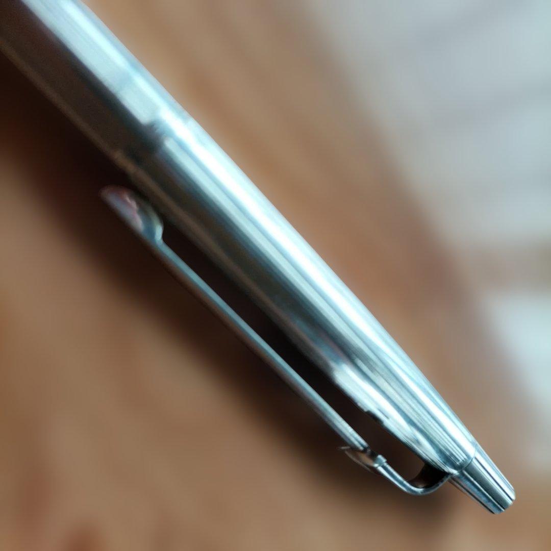 カランダッシュマディソンスイス刻印シルバー メタルボールペン 本体替芯付