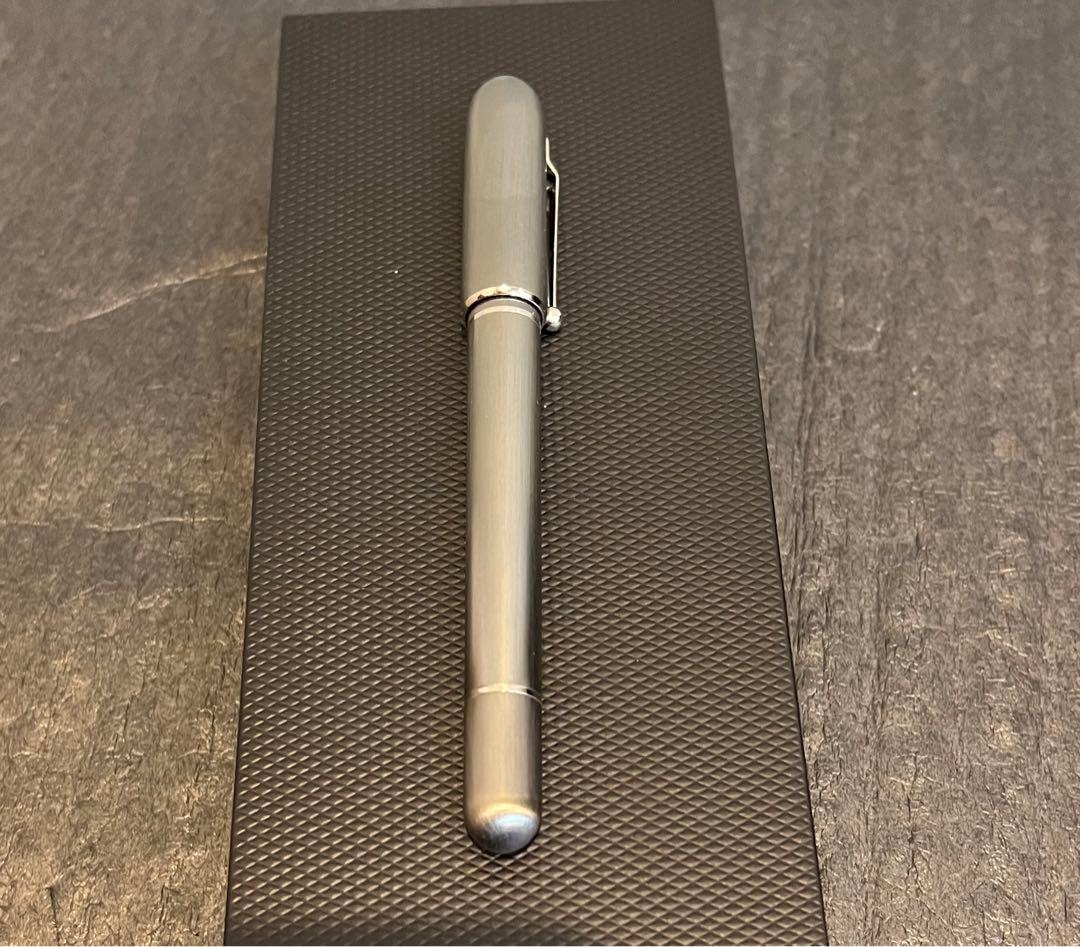 ダンヒル 18K 750 シルバー万年筆、インクコンバーター箱付き